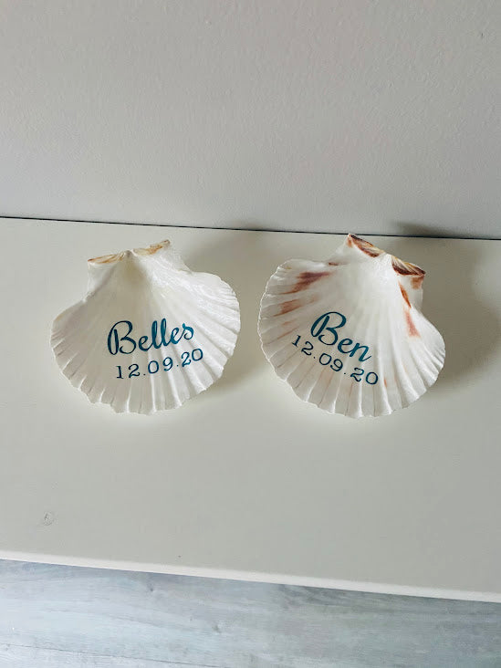 personalised scallop shell place cards
